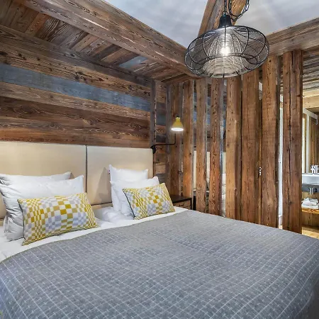 Luxueux Avec 5 Chambres, Hammam, Cheminee Et Grande Terrasse Au Coeur De - Fr-1-567-34 בקתה